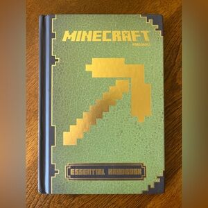 Minecraft Essential Handbook 2014 Hardcover
